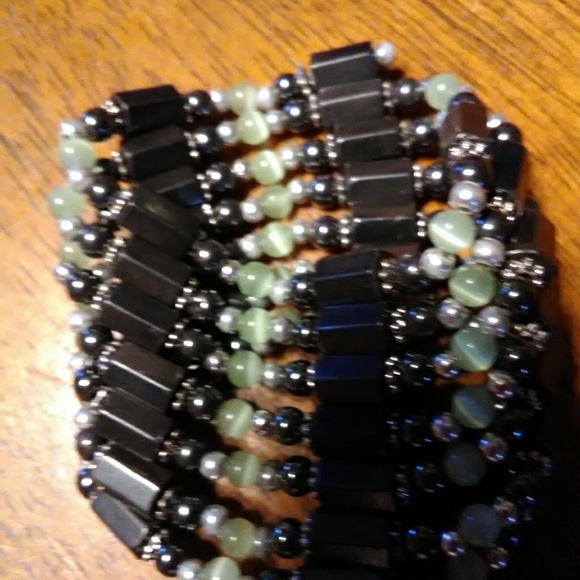 Magnetic Wrap - Picture 2 of 8